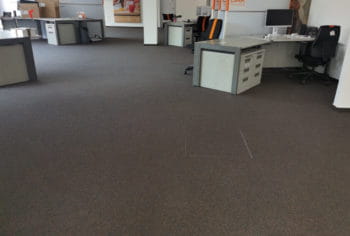 https://www.domke-parkett.de/wp-content/uploads/2021/05/Teppich-grossraumbuero-8-350x236.jpg