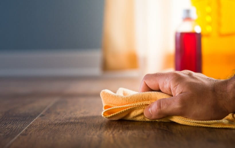 So versiegeln Sie Ihr Parkett erfolgreich – Schritt für Schritt! 22 Parkettboden reinigen und pflegen