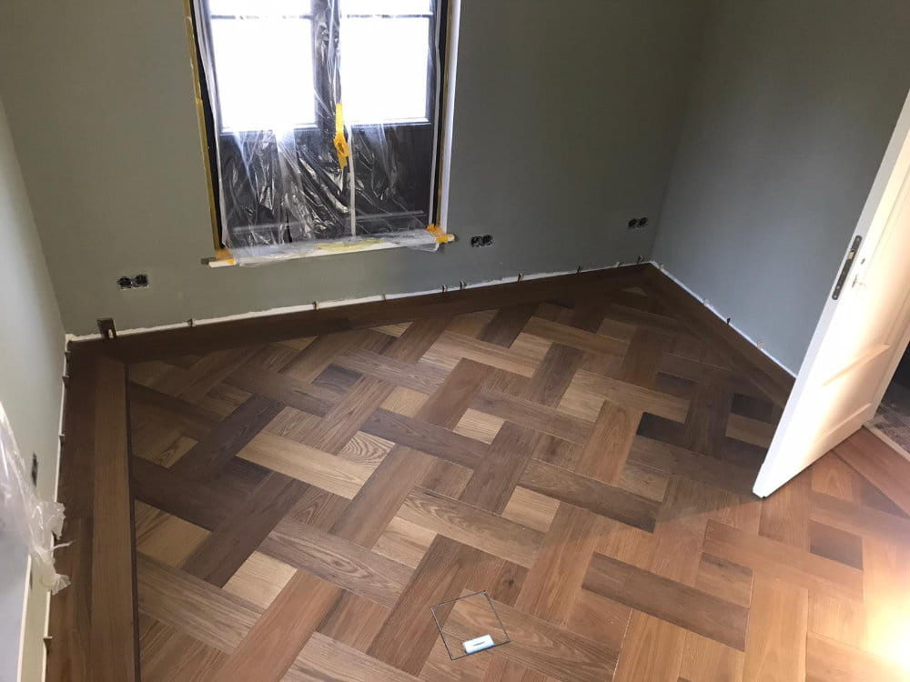Fertig verlegter Flechtboden