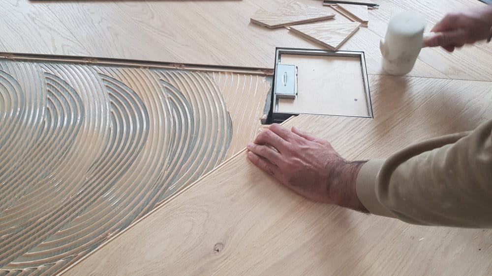 Verlegung am Bodendeckel