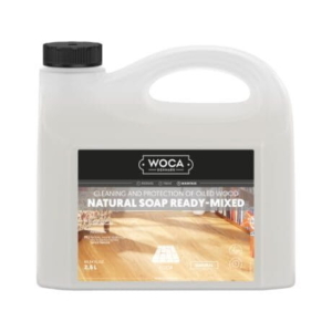 Ein Kunststoffbehälter mit 2,5 l Fassungsvermögen von WOCA Denmark Natural Soap Ready-Mixed für die Reinigung und den Schutz von geöltem Holz.