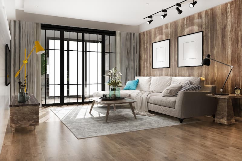geöltes Fußboden in geräumigen Loft.