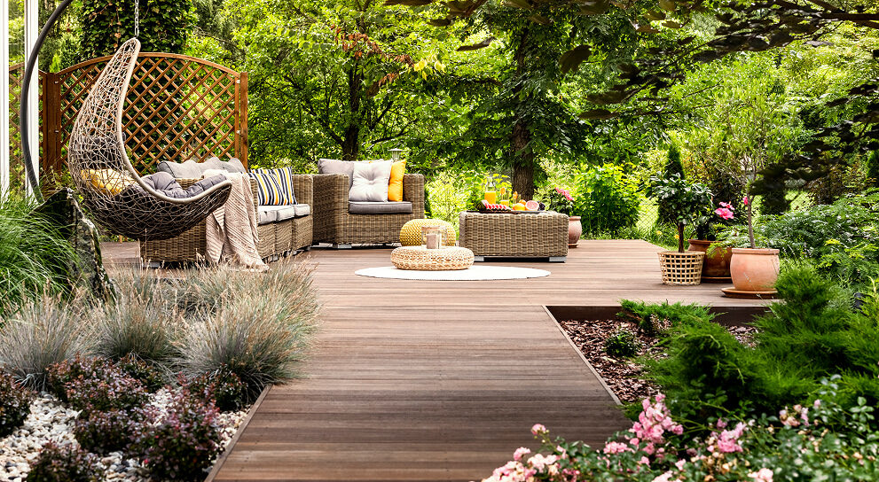 terrassenbau natuerliche gartenlounge l